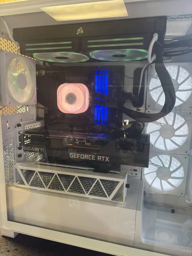 Black Screen Crash Diagnosis & Repair